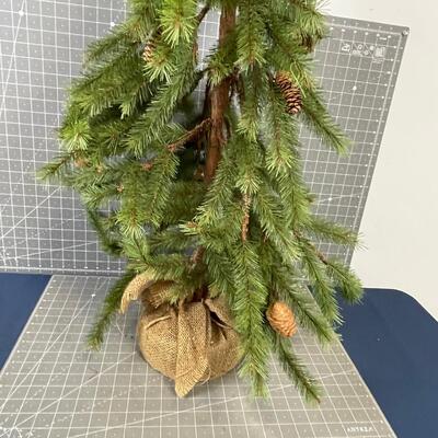 4 foot Tall Christmas Tree 