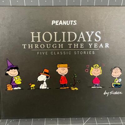 Peanuts Book Holidays through the Years