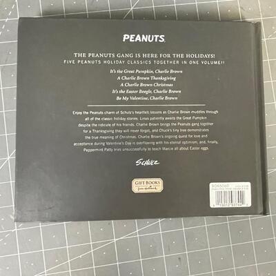 Peanuts Book Holidays through the Years