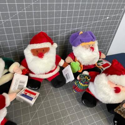 International Santa Collection 