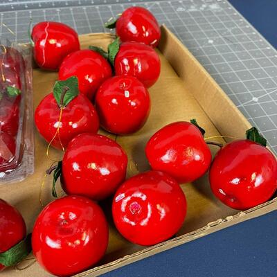 Close to 2 dozen Apples for Tree Decor