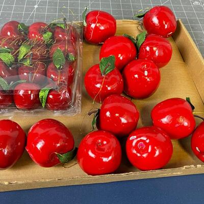 Close to 2 dozen Apples for Tree Decor