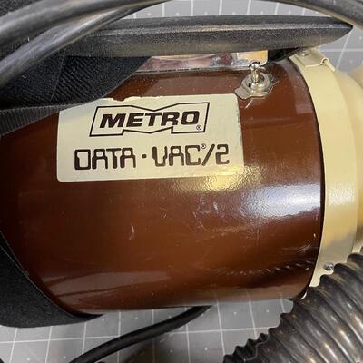 METRO canister Vacuum 