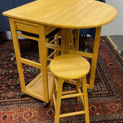 Darling Hide-a-way Breakfast Nook with 2 stools 