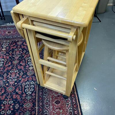 Darling Hide-a-way Breakfast Nook with 2 stools 