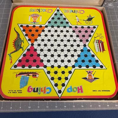 Hop Ching Checkers Set