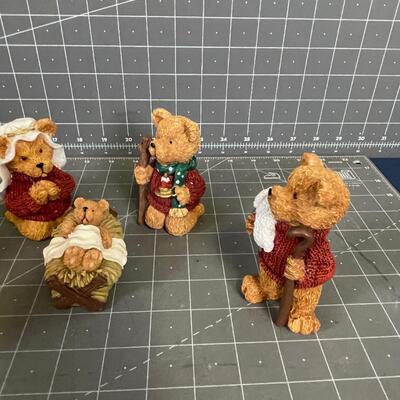 3 Little Bears Resin Nativity Set (cute!) 