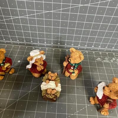 3 Little Bears Resin Nativity Set (cute!) 