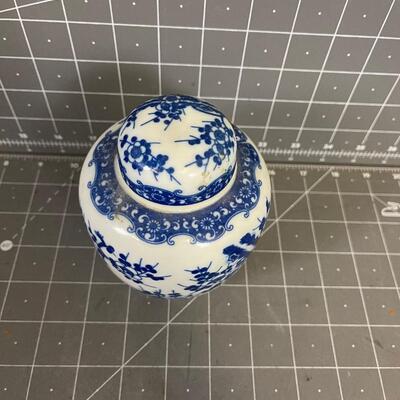 Blue Transferware  Ginger Jar 