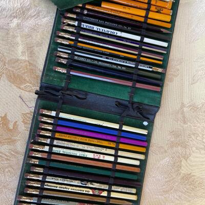 AA   VINTAGE SALESMAN SAMPLES ADVERTISING PENCILS FOLDING CASE