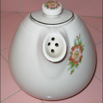MS 1945 Hall China Rose Parade Teapot Quality Kitchenware White Sani 4 cup #1259