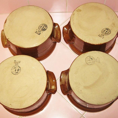MS Pearson Pottery of Chesterfield Brown Ware 4 Individual Covered Casseroles Onion Stoneware