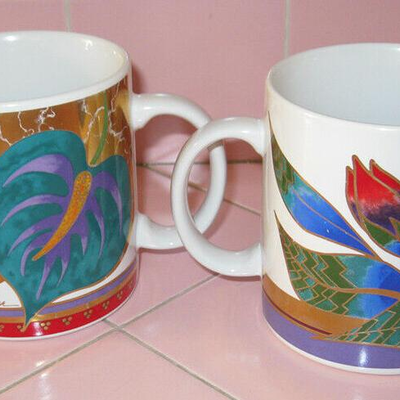 MS Vintage Laurel Burch 2 Tropical Coffee Mugs Wild Hibiscus Anthurium Japan