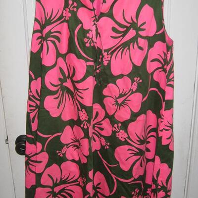 MS Vintage 1960s Hawaiian Dress Muumuu  Hawaiian Paradise Sleeveless All Cotton