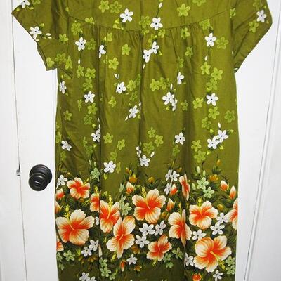 MS Vintage 1960s Hawaiian Dress Muumuu  Hawaii Ui-Maikai All Cotton