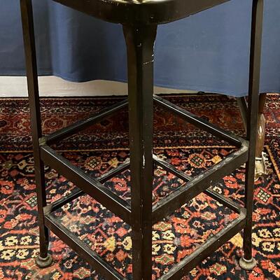 Black Metal Shop Stool 