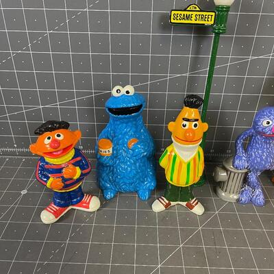 GORHAM Seasame Street Ceramic Figures 