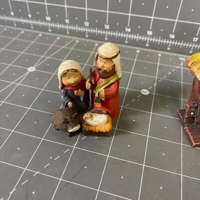 3 Little Resin Nativity Sets