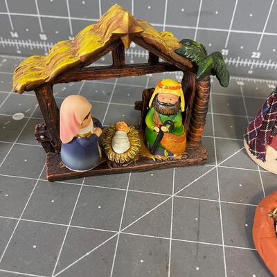 3 Little Resin Nativity Sets