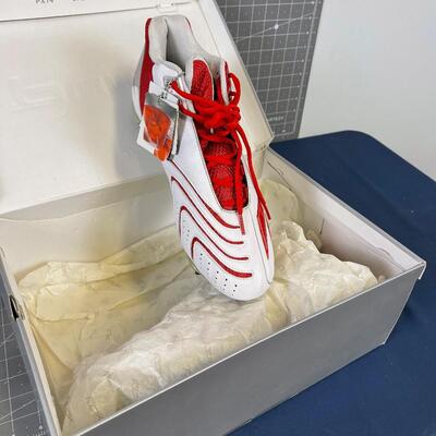 Brand New Football Cleets RBK Pro Pump RED & WHITE