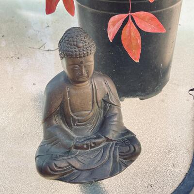 AA    VINTAGE METAL SEATED BUDDAH
