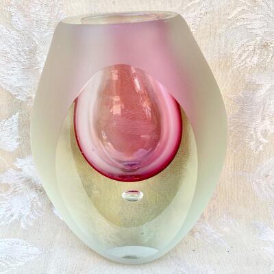 AA  HEAVY GLASS FUSED PINK/WHITE VASE BUBBLE BY VINCI