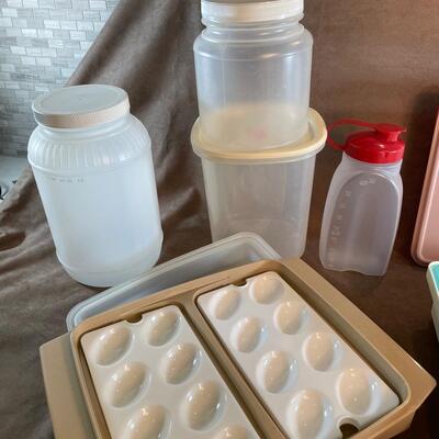 Lot 21. Plastic Kitchen Misc