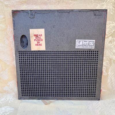 AA  OLD GAMBLING PUNCH BOARD 5 CENT PUNCH WIN CIGARETTES