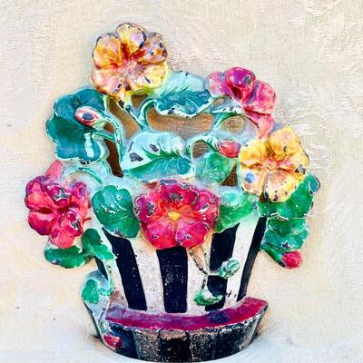 AA   ANTIQUE CAST IRON FLOWER POT DOOR STOP