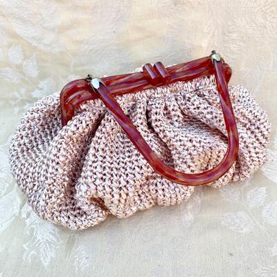 AA   GROUP OF 3 VINTAGE HANDBAGS LEATHER APPLAUSE & CROCHET PURSES PLASTIC FRAMES