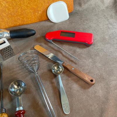 Lot 27. Kitchen Misc with Cutting Board