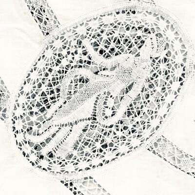 AA   ANTIQUE WHITE LINEN EMBROIDERED PICTORIAL CUTWORK TABLECLOTH 64" ROUND