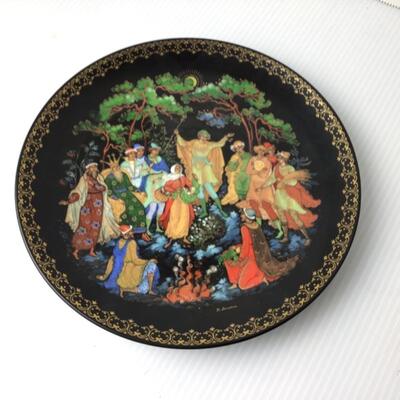 B-460 Russian Porcelain Decorative Collectable Plates by Tianex