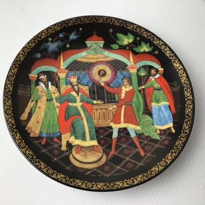 B-460 Russian Porcelain Decorative Collectable Plates by Tianex