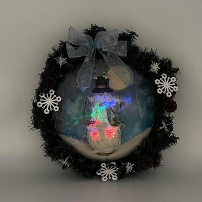It's Snowing, It's Snowing ~ A Pair Of Battery Operated Snowy Snowman Wreaths ~ *See Details