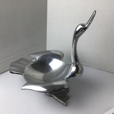 B-461-Aluminum Swan Dish