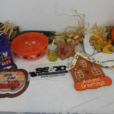 14 pc Thanksgiving and Fall Decor, Candy Bowl, Scarecrow