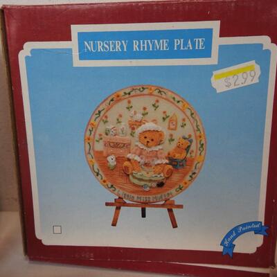5 Hand Painted Bear Themed Decorative Plates, Bear Family and Nursery Rhyme