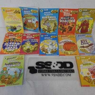 12 Berenstain Bear Books: The Berenstain Bear Scouts, Scholastic