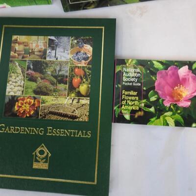 5 Non-Fiction Books on Gardening and Flowers, lawnscaping, houseplants