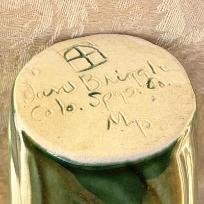 AA  VINTAGE VAN BRIGGLE POTTERY DAFFODIL VASE GREEN SIGNED