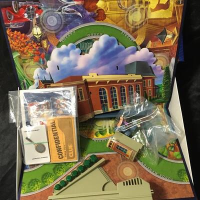 Electronic talking clue FX game | EstateSales.org