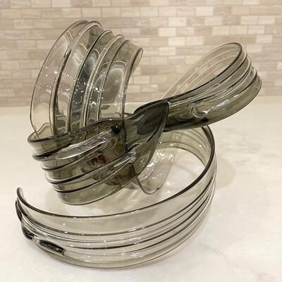 Lot 70. April Wagner Glass Sculpture