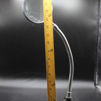 Table Top Bendable Hands Free Magnifying Glass