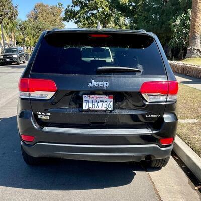 2015 JEEP - GRAND CHEROKEE LAREDO 4X4 SUV BLACK - one owner - great condition!