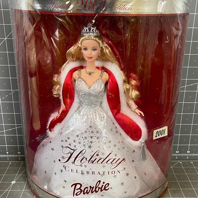 2001 Holiday Celebration Barbie NEW