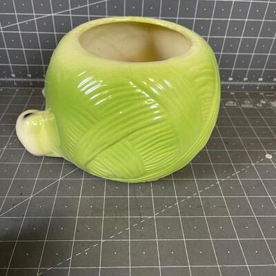 COLLECTOR Cookie Jar - Kittens with ball of Yarn