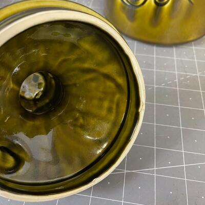 COLLECTOR Cookie Jar - Avocado Green Cookie Jug