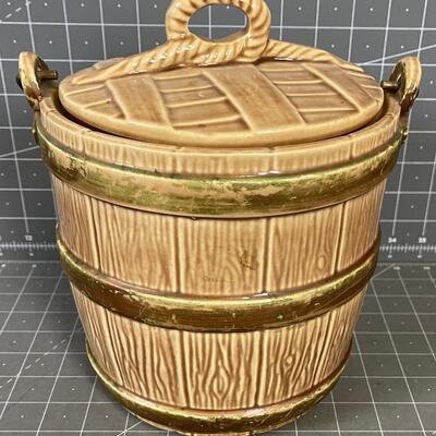 COLLECTOR Cookie Jar - McCoy Bucket Cookie Jar