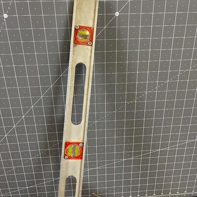 Carpenter Square and Level